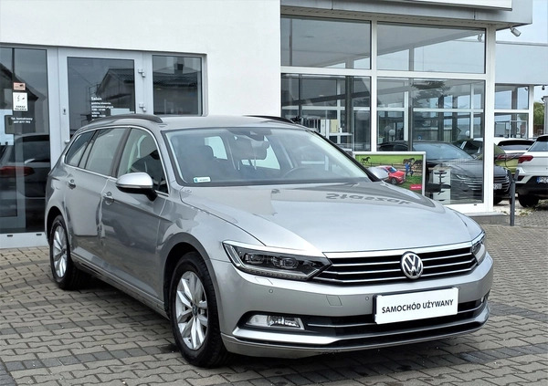 Volkswagen Passat cena 59900 przebieg: 90242, rok produkcji 2015 z Skierniewice małe 254